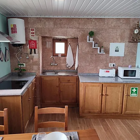 Casa Escadinhas Bed and breakfast