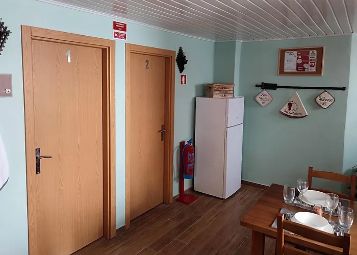 Casa Escadinhas Oda ve Kahvaltı Vale de Mendiz